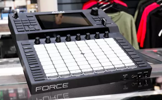 Store Special Product - Akai - Force Standalone Music Production System
